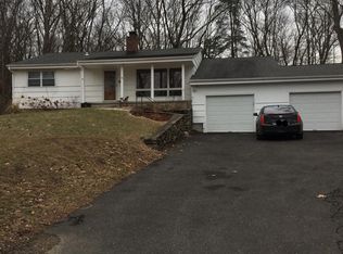 24 Webb Cir, Monroe, CT