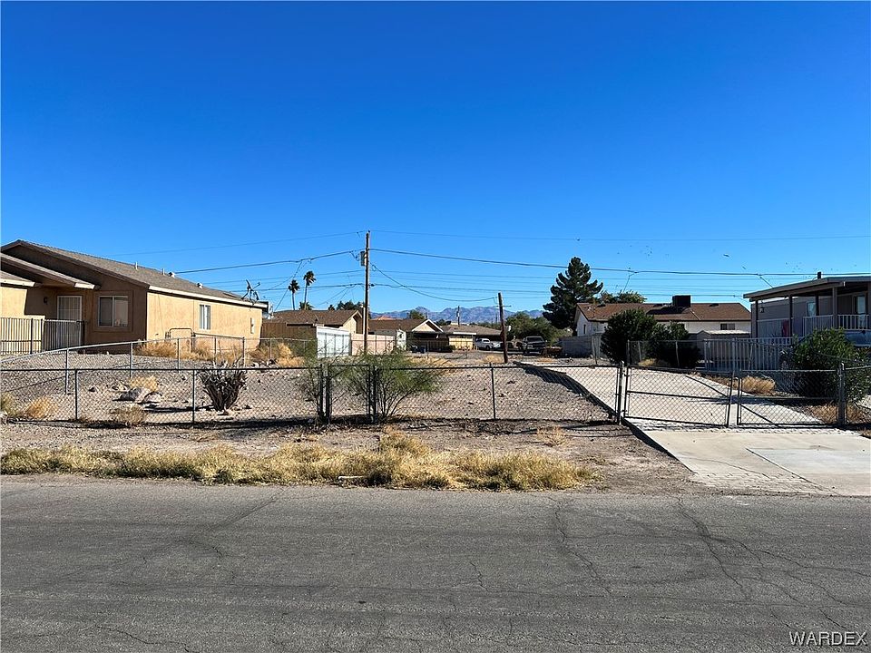 2nd image of 2480 Camino Del Rio
