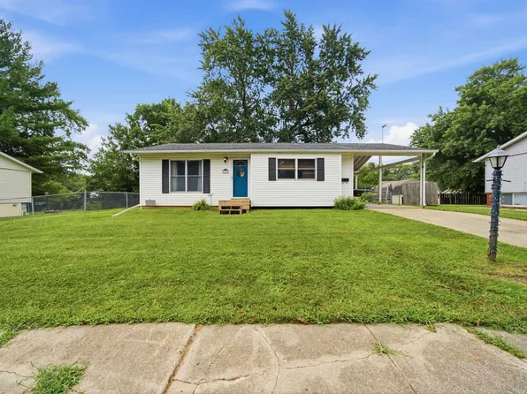 3706 W Lancer Rd, Peoria, IL 61615