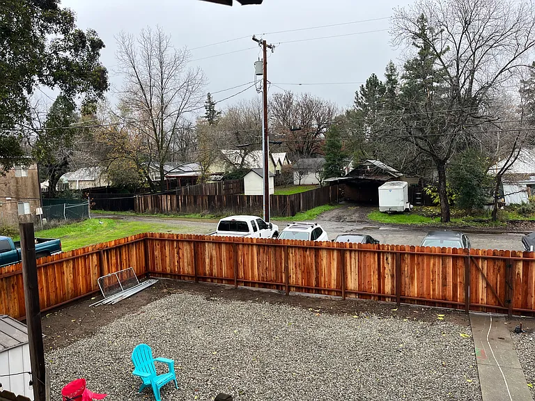 1444 Warner St #A/B — Photo 10