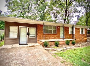 1785 Sun Valley Dr, Batesville, AR 72501