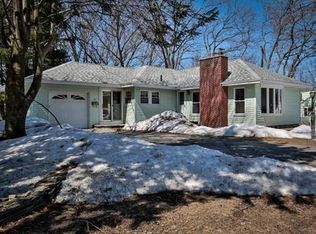 17 Crestwood Cir, Lawrence, MA 01843