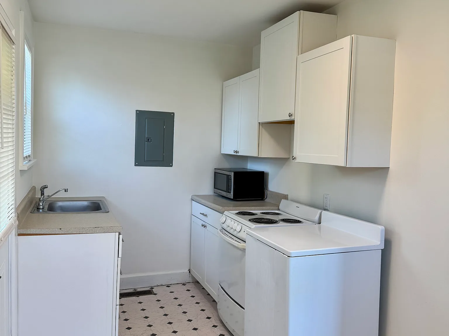 2105 Natchez Trce — Photo 3