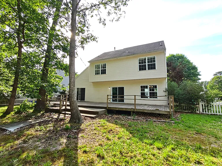 88 Devon Rd — Photo 15
