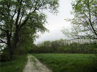 7204 S Buckner Tarsney Rd, Grain Valley, MO 64029