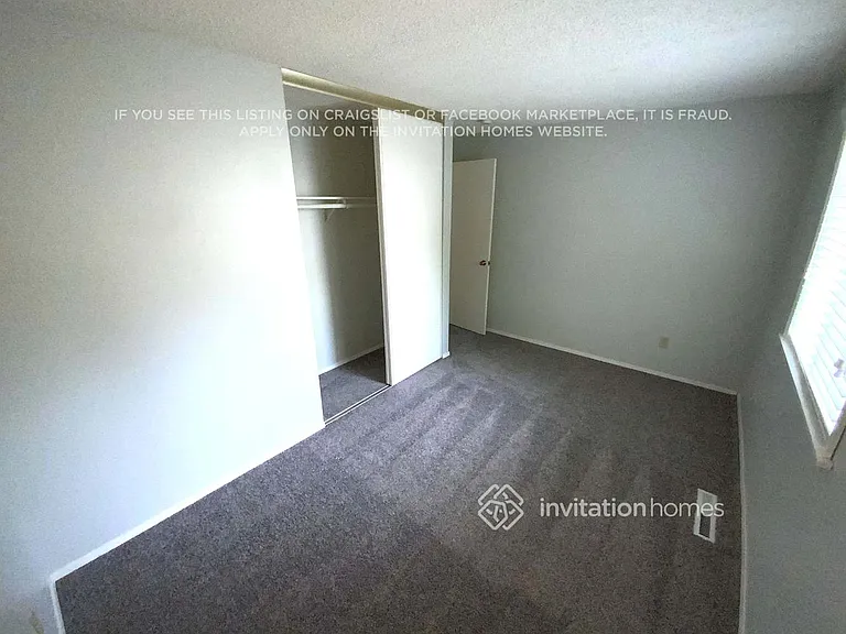 2409 Birch Ave — Photo 9