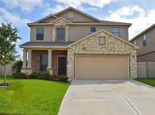 113 Washingtonia Dr, Laredo, TX 78045