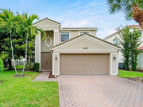 2nd image of 9023 Alexandra Circle