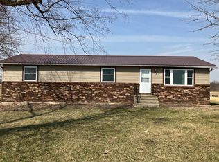 26292 Covell Rd, Sterling, IL 61081