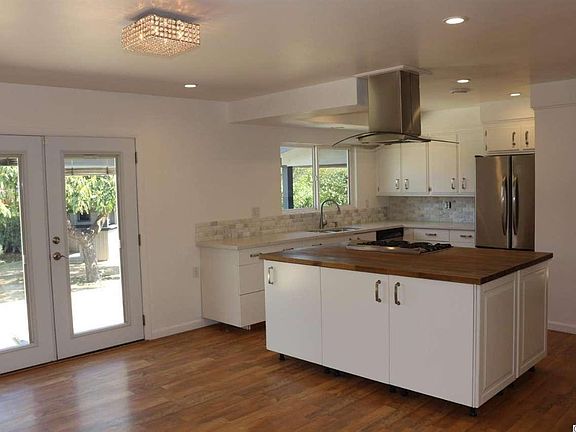 5th image of 1420 Ameluxen Ave