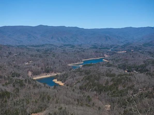 2 Grouse Dr, Bryson City, NC 28713
