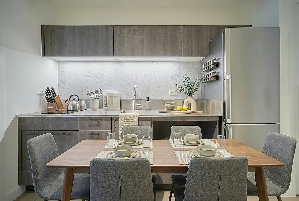 84 William Street — Photo 3