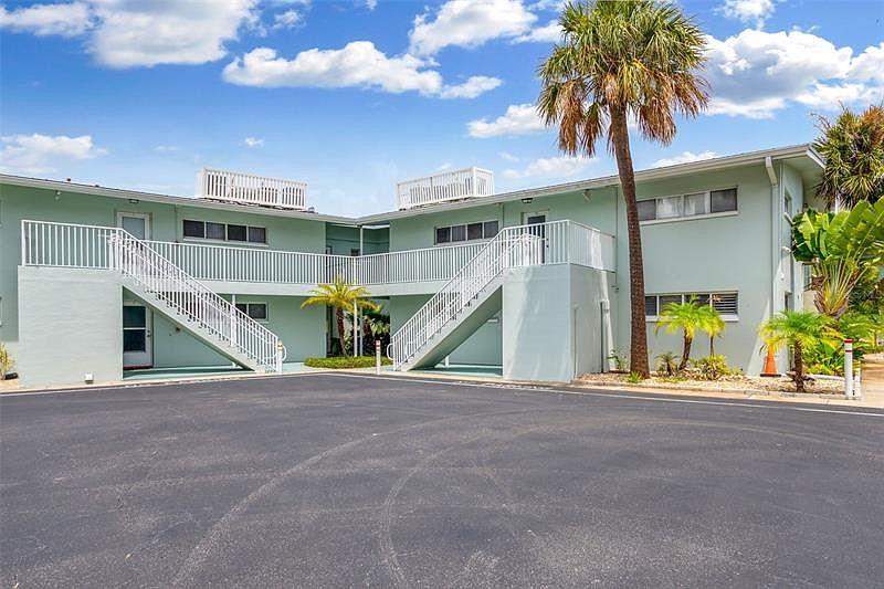 2566 Gary Cir APT 11, Dunedin, FL 34698 Zillow