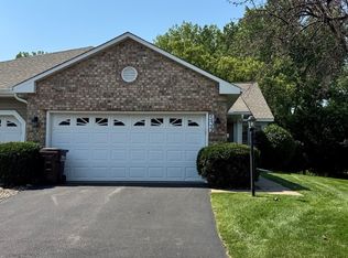 539 Deer Ridge Ln S, Maplewood, MN 55119