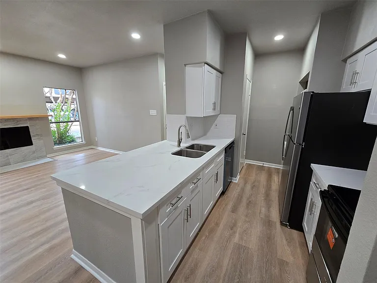 1818 Augusta Dr #15 — Photo 14