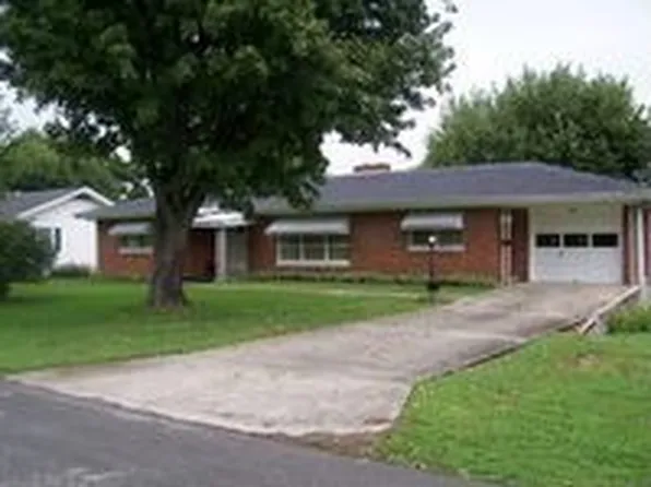 104 Crosshill Dr, Stanford, KY 40484