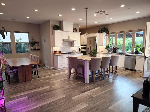 2nd image of 15867 Pomerol Ln