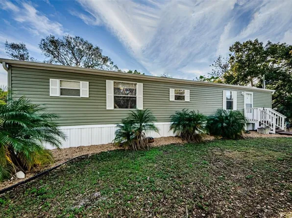 9514 Chris St, Hudson, FL 34669