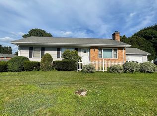 165 Haven Ave, Chicopee, MA 01013