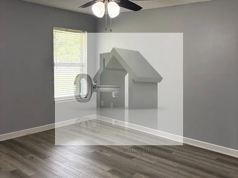 1068 Joaquin Rd — Photo 13