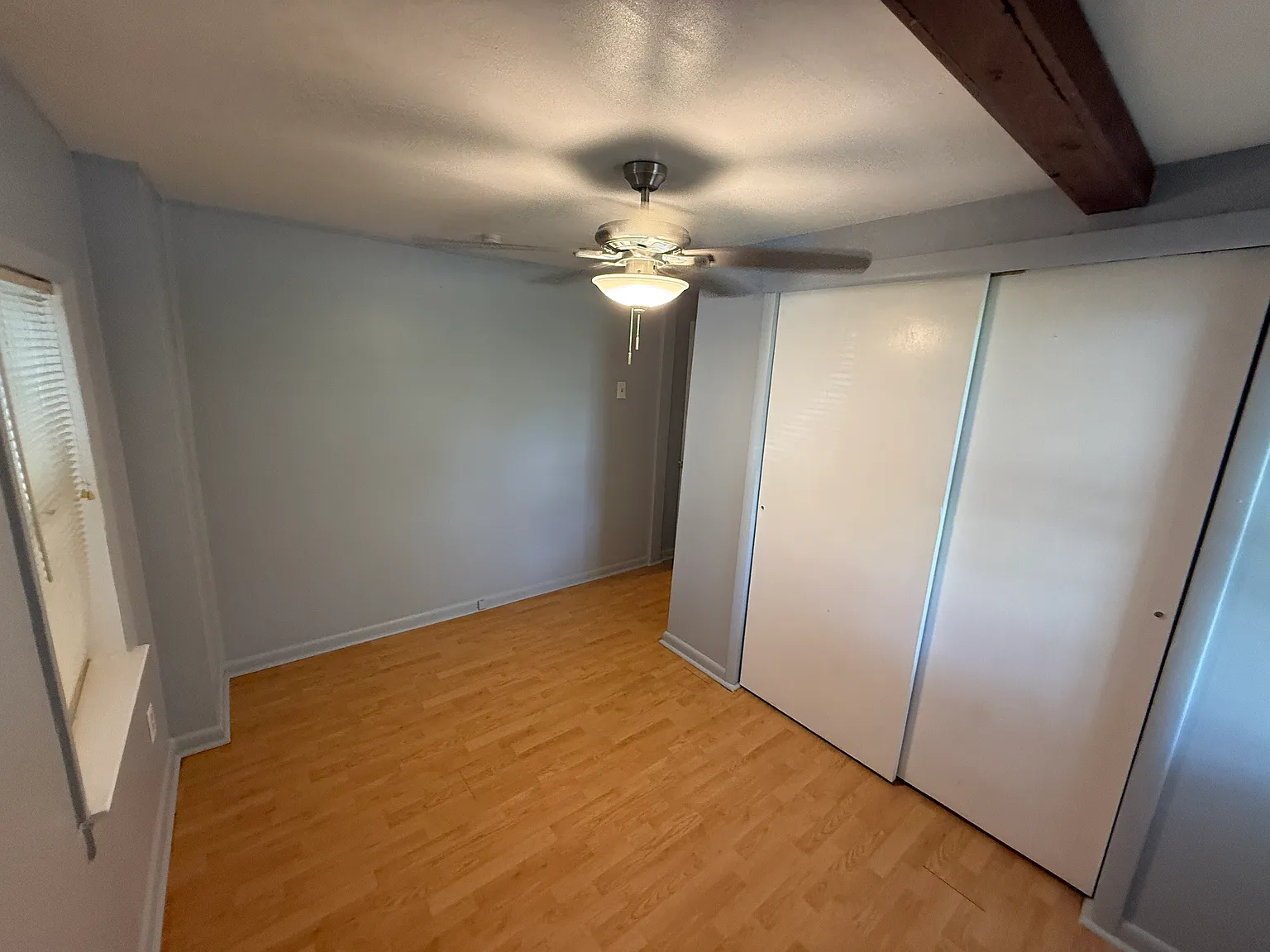 2320 W 11th St — Photo 3