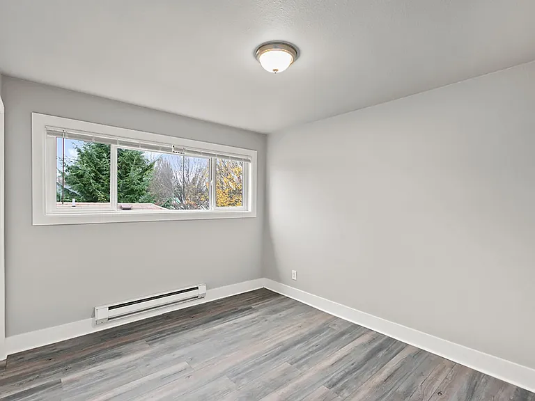 9231 35th Ave SW — Photo 33