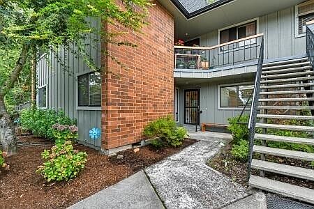 8900 NE 36th Street #1