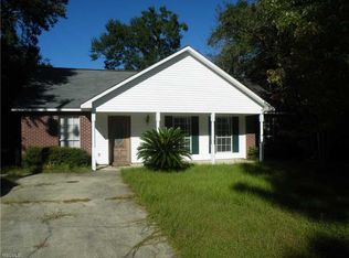 1408 Willow St, Ocean Springs, MS 39564