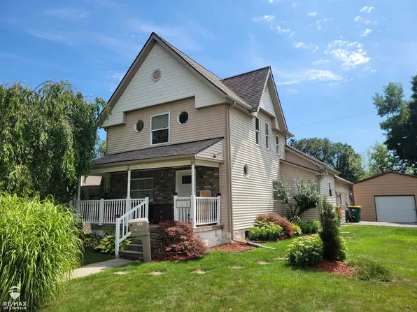 609 W Main St, Durand, MI 48429
