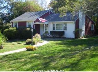 55 Deepwood Rd, Naugatuck, CT 06770