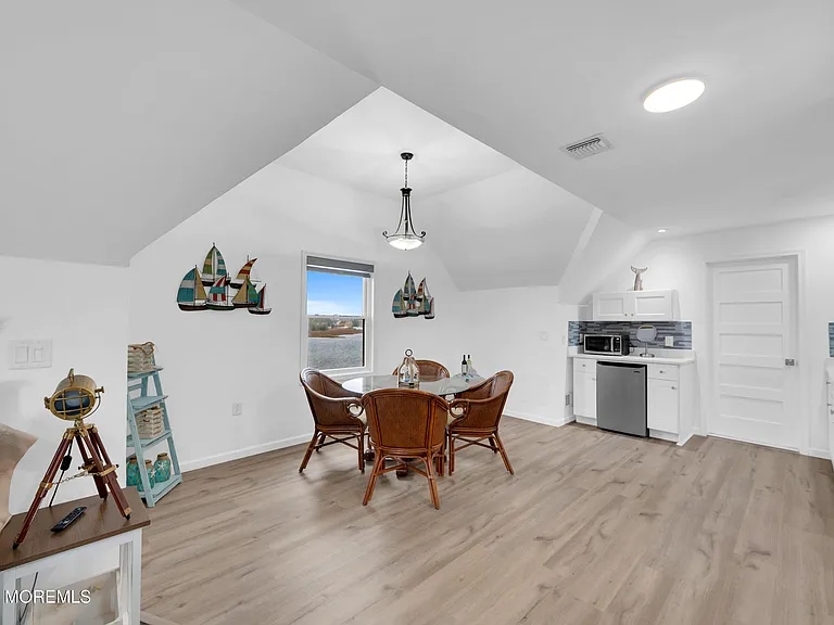 296 Alabama Ave — Photo 26