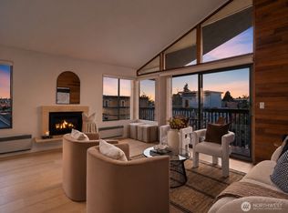4911 Fremont Ave N APT 303, Seattle, WA 98103