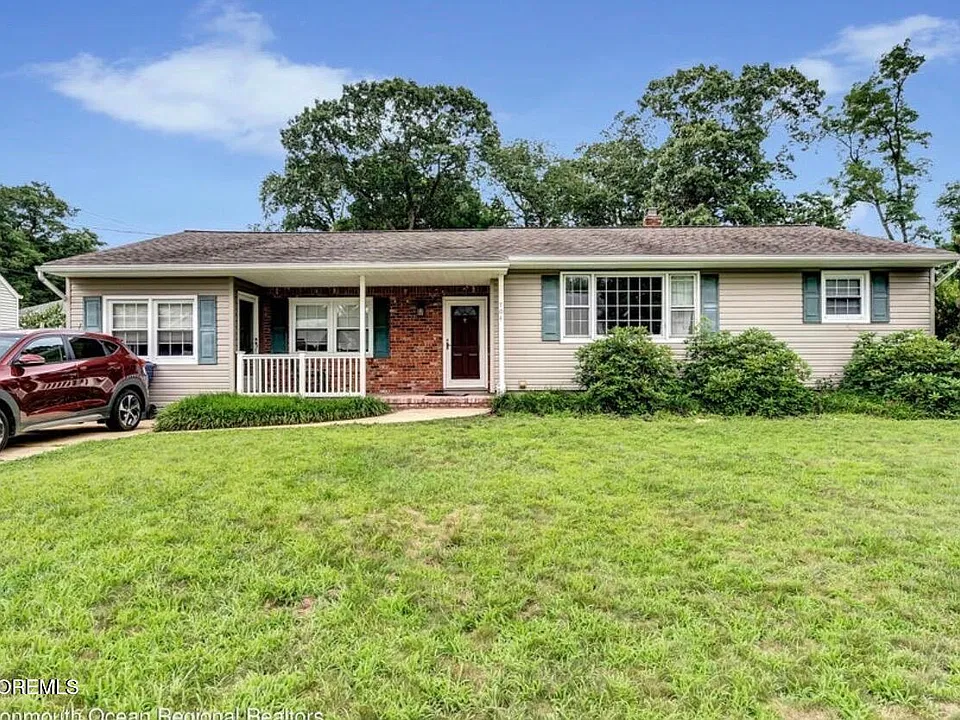 704 Carol Ave