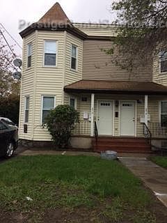 1st image of 272 Wood Ave #2