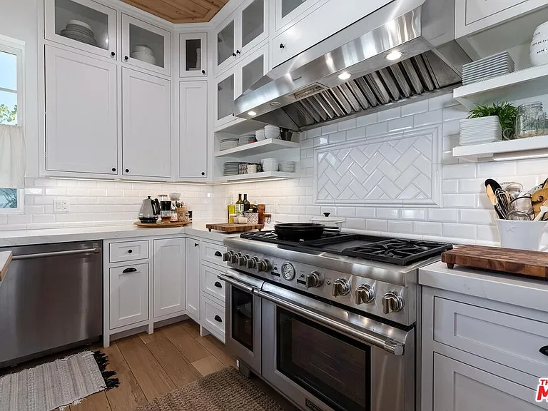 10810 Wilkins Ave — Photo 18