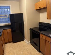 2545 W Marquette Rd, Chicago, IL 60629