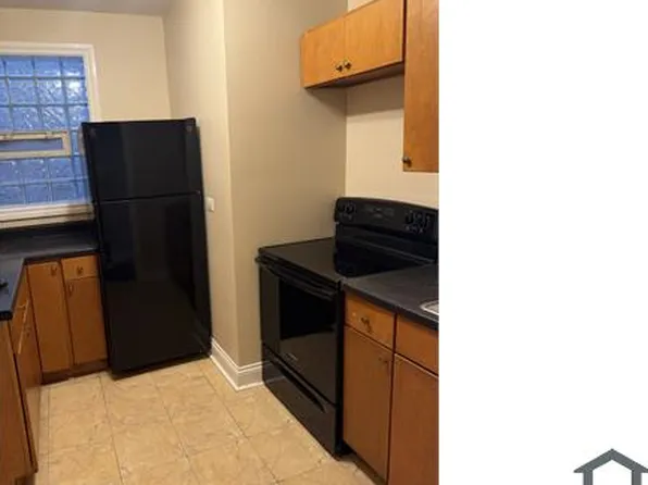 2545 W Marquette Rd, Chicago, IL 60629