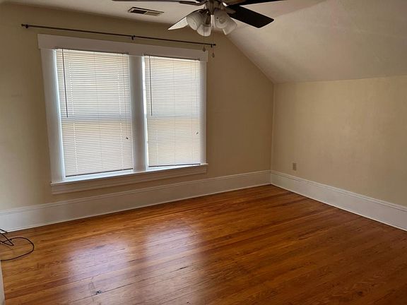 2nd image of 120 Claiborne Ave APT 3