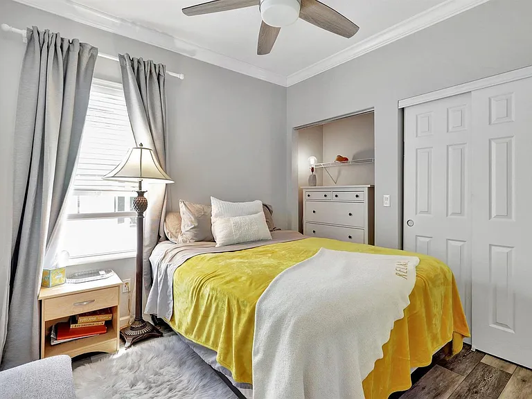 10701 S Ocean Dr — Photo 21