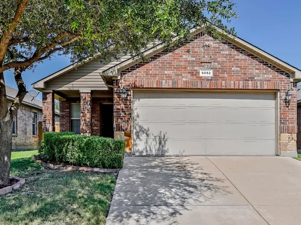 5052 Britton Ridge Ln, Fort Worth, TX 76179