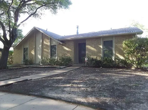 11015 Wallbrook Dr, Dallas, TX 75238