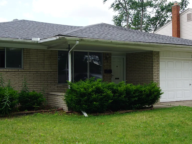 3858 Martin Rd — Photo 1