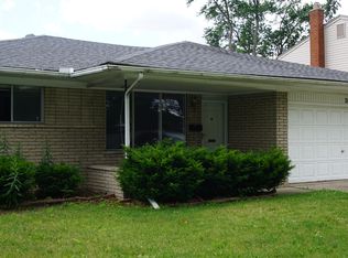 3858 Martin Rd, Warren, MI 48092