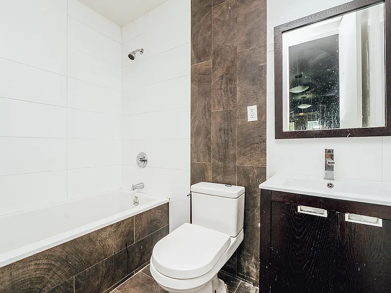 287 Troutman St #2A — Photo 4