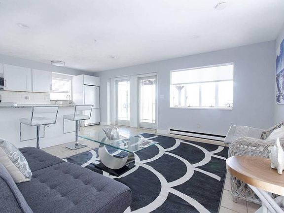 5th image of 59 Grovers Ave #1