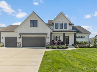 6158 Lake Wind Ave, Holland, MI 49423