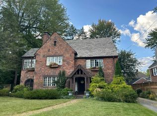 40 Sedgwick Rd, West Hartford, CT 06107