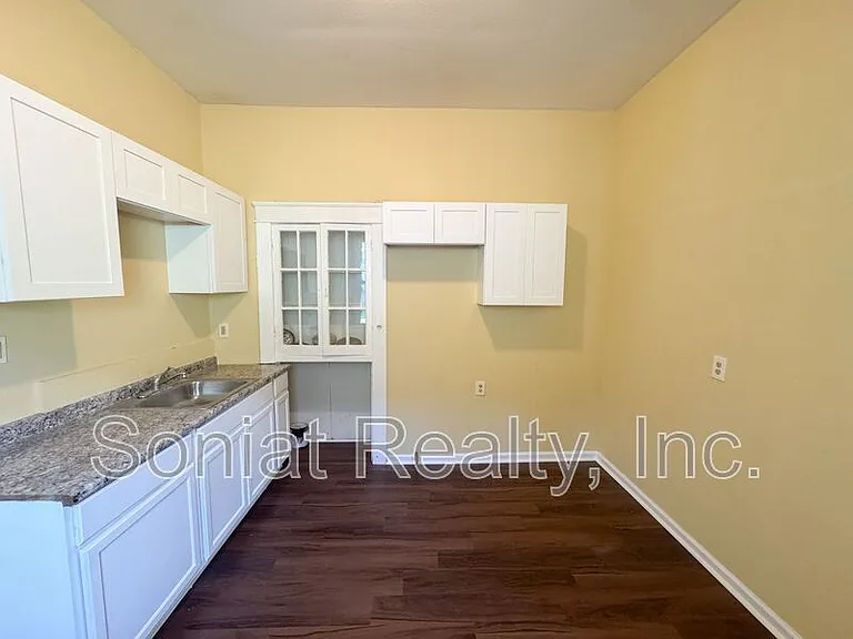2931 Joliet St — Photo 10