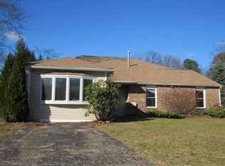 5 Amy Ct, Howell, NJ 07731