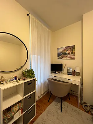 Rented by Oxford Property Group | media 32